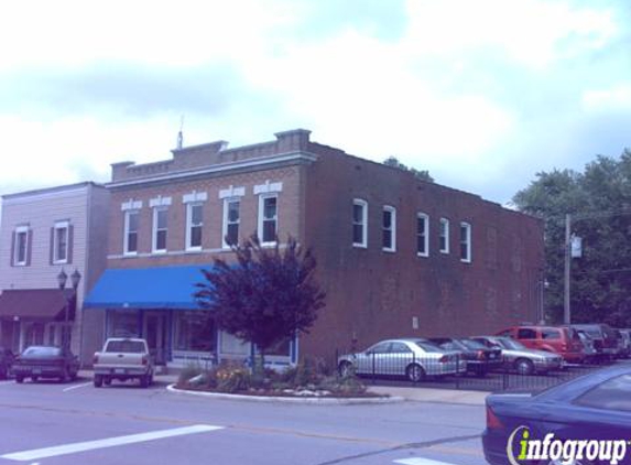 Grand Central Hair Design - Eureka, MO