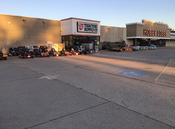 Tractor Supply Co - Nacogdoches, TX