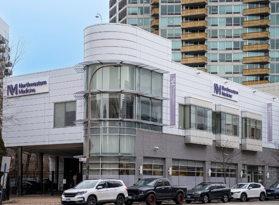 Northwestern Medicine Sports Medicine Evanston Maple Avenue - Evanston, IL