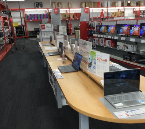 Staples - Glen Cove, NY