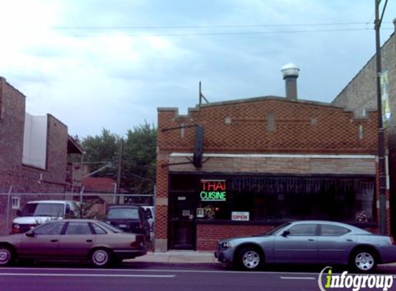 Thai Thai Restaurant - Chicago, IL