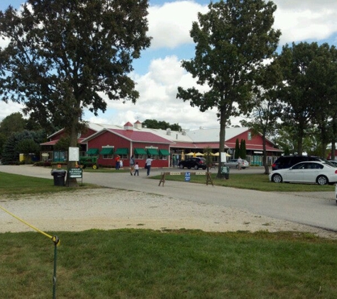 Royal Oak Farm Orchard - Harvard, IL