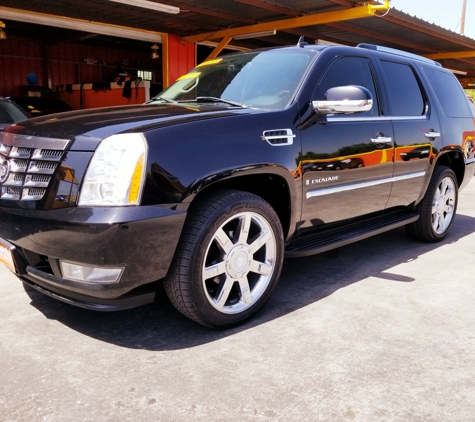 Zapata Auto Center - Laredo, TX