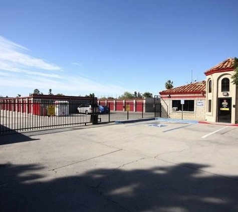 SecurCare Self Storage - San Bernardino, CA