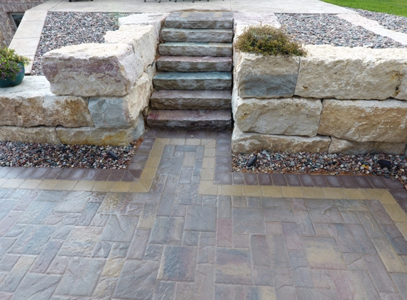 Donnie Mac's Landscaping Inc - Green Bay, WI