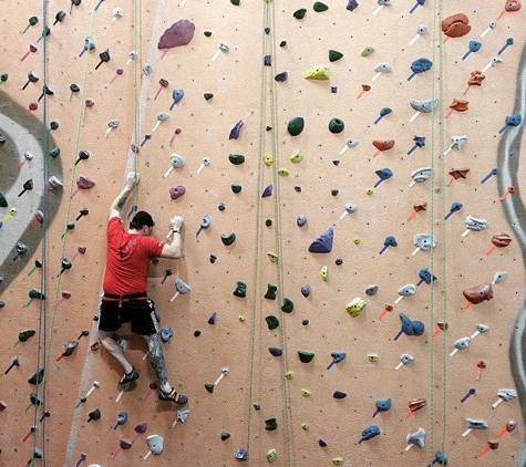 Earth Treks Climbing Center - Columbia, MD