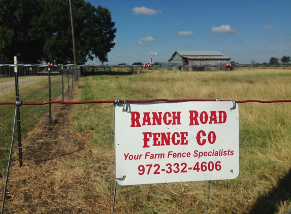 Barbed wire fence installation - Terrell, TX