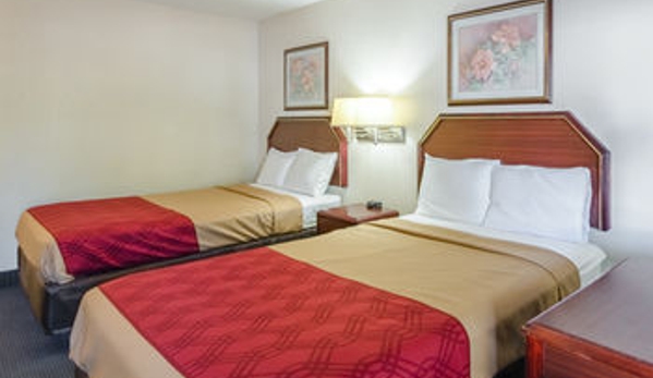 Econo Lodge - Williamsburg, VA