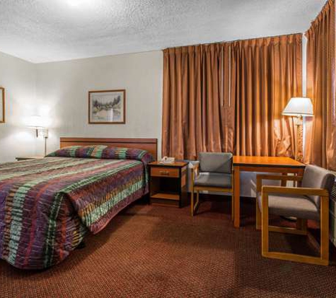 Rodeway Inn - Colorado Springs, CO