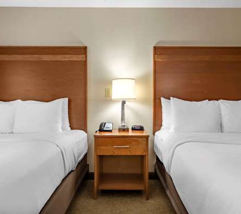 Comfort Inn - Millersburg, OH