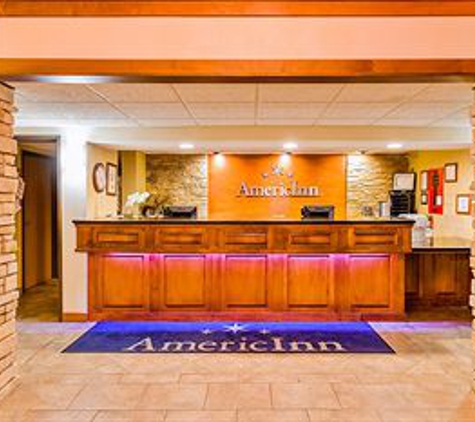 AmericInn - Muscatine, IA