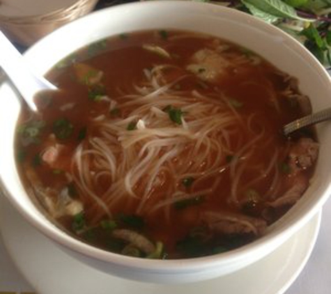 Pho T & T Vietnamese Restaurant - Highland, CA