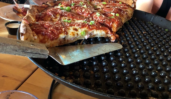 Klavon's Pizzeria & Pub - Jackson, MI