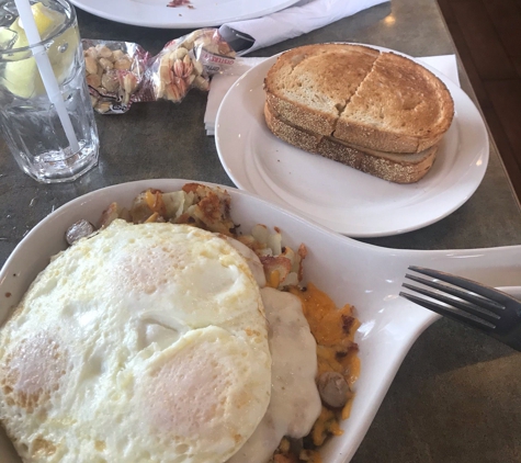 Louie's Ham & Corned Beef - Detroit, MI