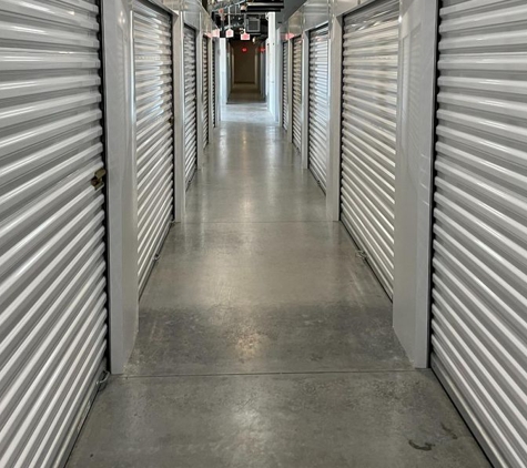 Extra Space Storage - Tampa, FL