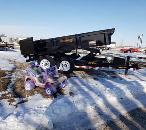 Sweetland Trailer Sales - Muscatine, IA