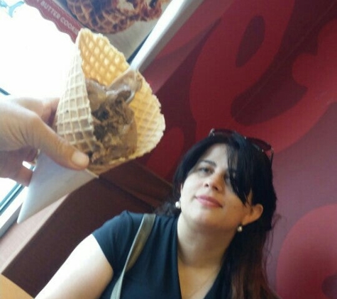 Cold Stone Creamery - Romeoville, IL