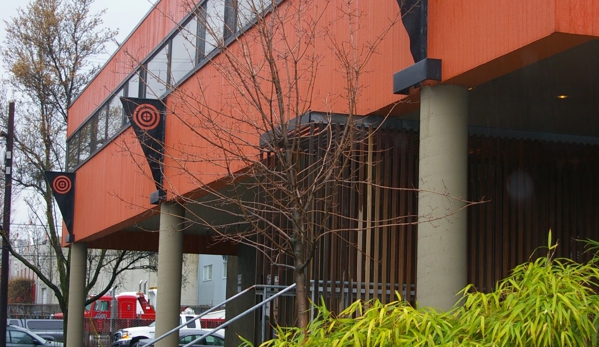 Bullseye Glass Resource Center Portland - Portland, OR
