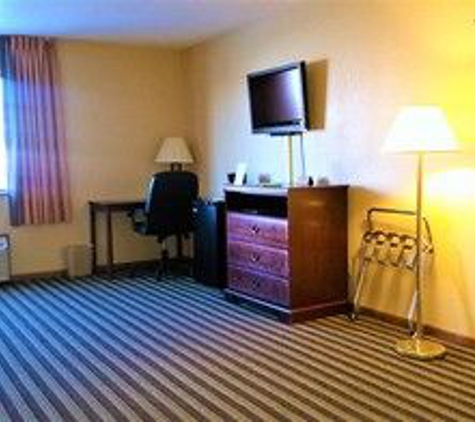 Super 8 by Wyndham Iowa Falls - Iowa Falls, IA