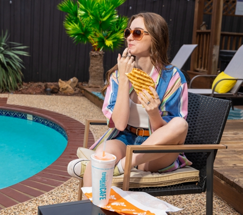 Tropical Smoothie Cafe - Alexandria, VA