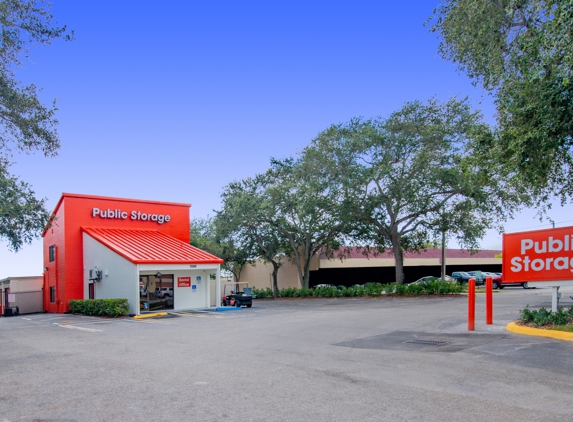 Public Storage - Lauderhill, FL