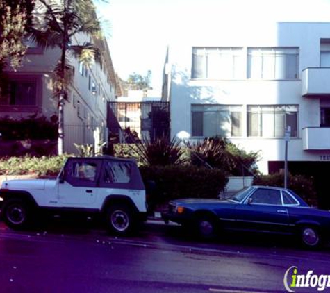 James Terrace Apartments - Los Angeles, CA