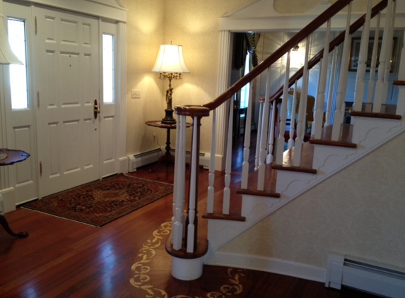 Artistic Hardwood Floors of CT - Colchester, CT