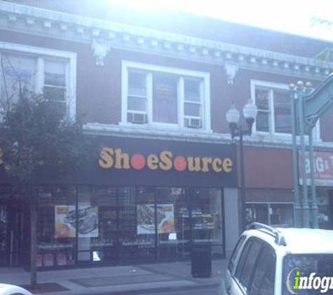 Payless ShoeSource - Chicago, IL