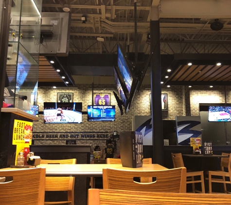 Buffalo Wild Wings - Fremont, CA