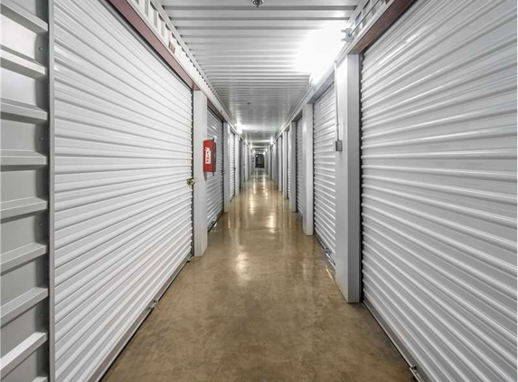 Extra Space Storage - Arlington, TX