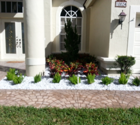 Landscapes by Laurie inc. - Coral Springs, FL