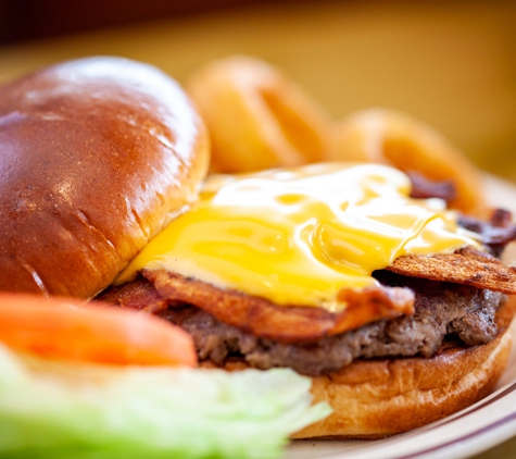 Golden Bear Restaurant - Alsip, IL