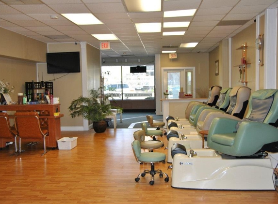 Upscale Nails and Spa - Penfield, NY