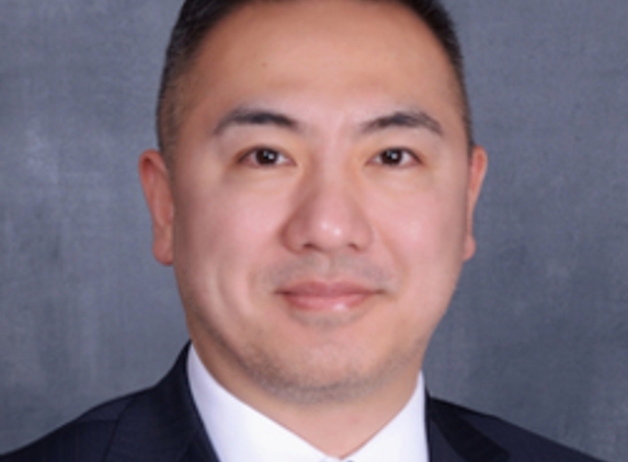 Edward Jones - Financial Advisor: Baishi Wang, CFP®|CFA® - Briarcliff Manor, NY