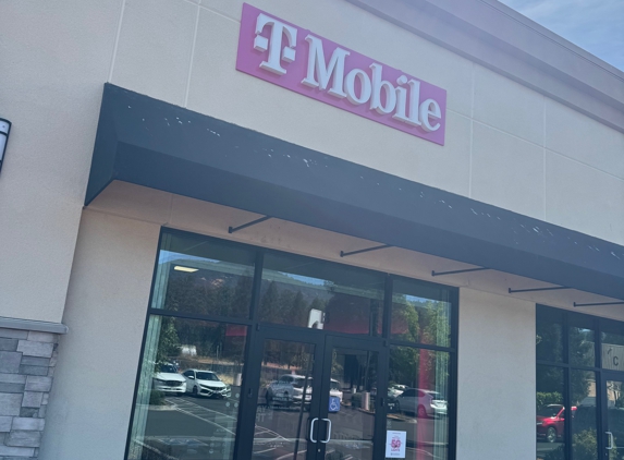 T-Mobile - Ukiah, CA