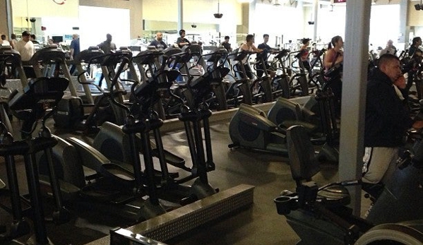 24 Hour Fitness - Santa Fe Springs, CA