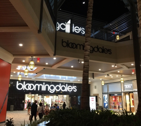 Bloomingdale's - Honolulu, HI
