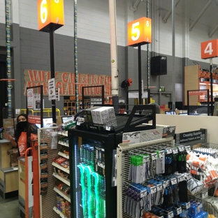 The Home Depot - Signal Hill, CA