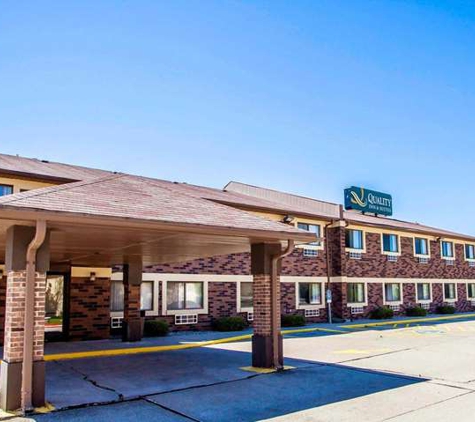 Quality Inn & Suites - Champaign, IL