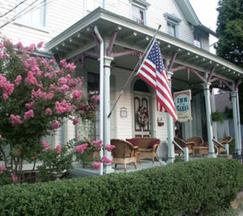 Inn at the Canal - Chesapeake City, MD