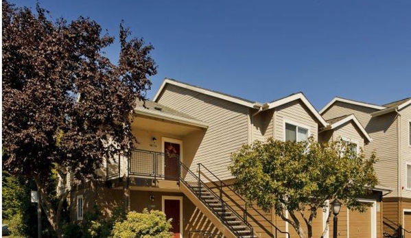 Summer Creek Apartments - Tigard, OR