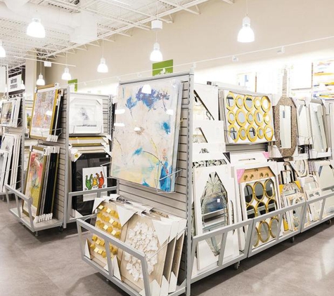 Homesense - Portsmouth, NH