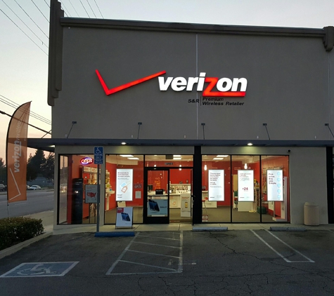 Verizon Wireless - Van Nuys, CA