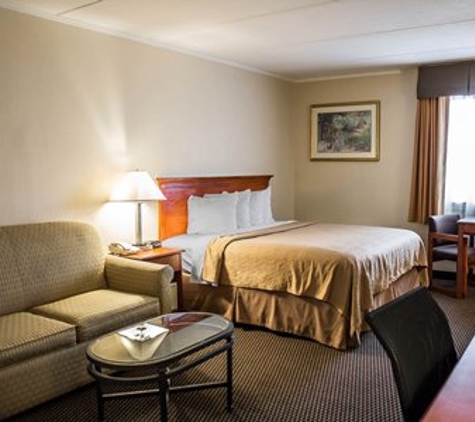 Baymont Inn & Suites - Youngstown, OH