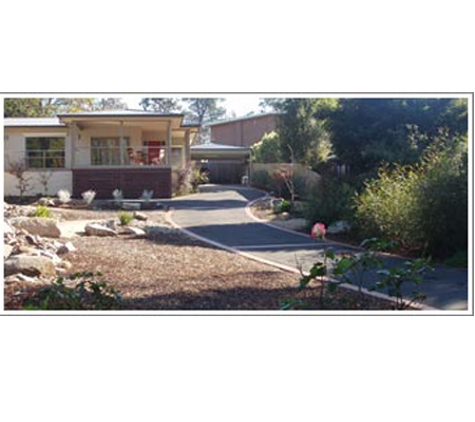 Asphalt & Civil Construction P/L - Montrose, VIC. Asphalt Driveway, Brick Edging & Banding - Montrose