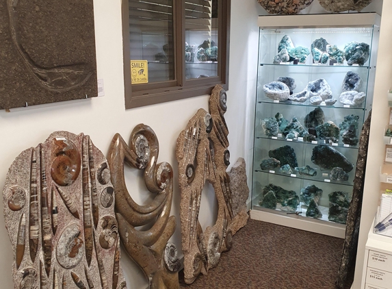 Geofossiles Rock Shop - Colorado Springs, CO