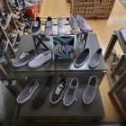 Tradehome Shoes