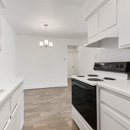 French Quarter Apartments - Apartments