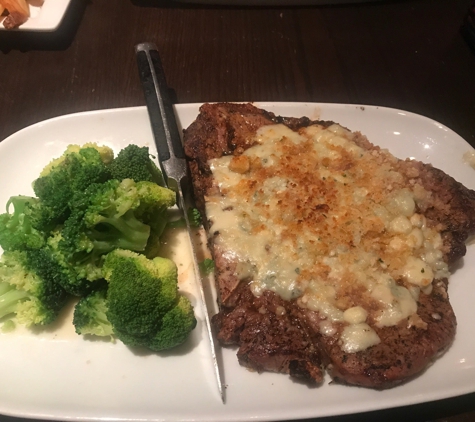 LongHorn Steakhouse - Jensen Beach, FL