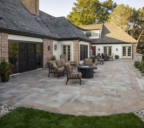 L & R Suburban Landscaping - Minnetonka, MN